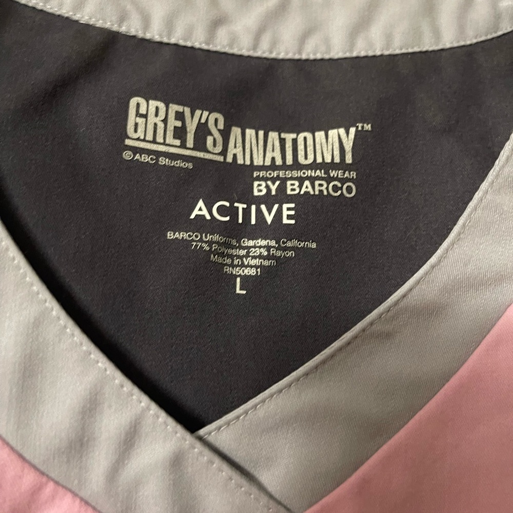 Large greys anatomy scrubs